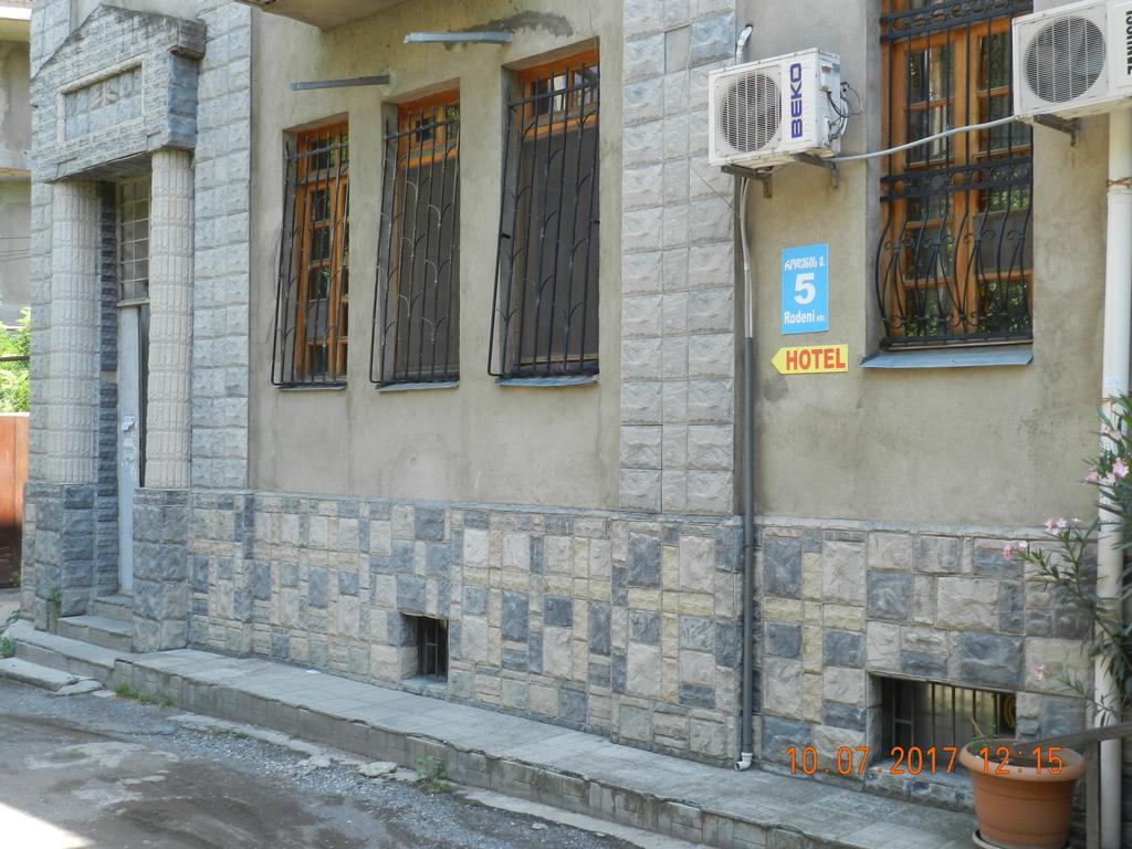 Room 404 Guest House Tbilisi Exterior photo